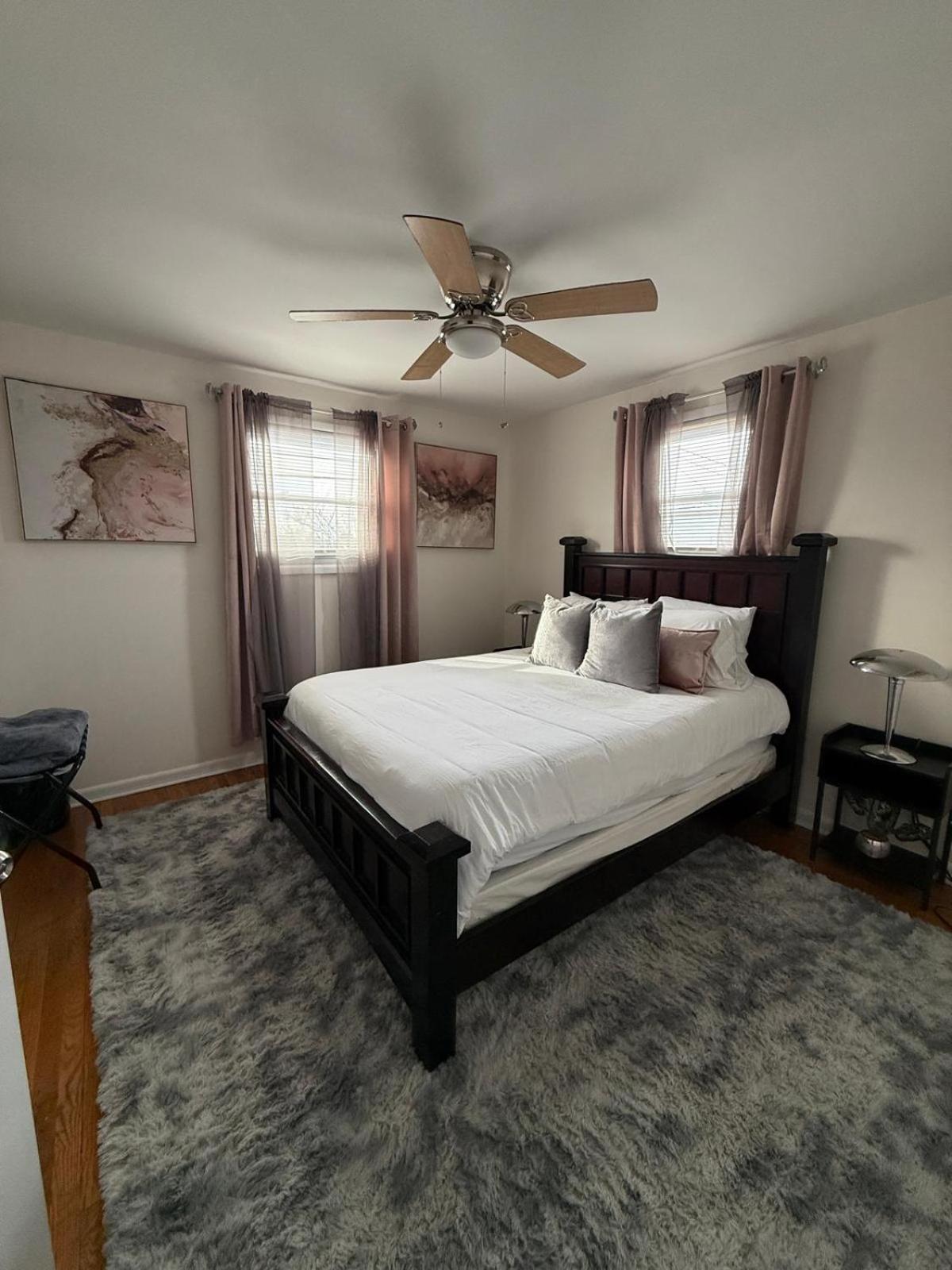 Stylish Cozy Quiet Family Retreat And Romantic Getaway Sleeps Up To 7 With Fast Wifi, Free Parking, Work Station, Alexa Enabled, Fenced In Backyard For Pets Grill Party Patio, Porch, Beach, Canal, Stadium,Boardwalk Restaurants, And Much More! Атлантик Сити Екстериор снимка